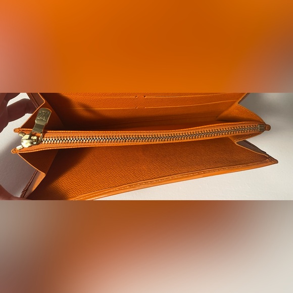LV EPI WALLET ORANGE - Picture 5 of 7